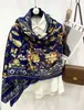 2025 Nuevo Bufanda de Algodón y Lino con Bloques de Color Sencillos Letra Om Estilo Coreano de Moda para Viaje Protector Solar de Gasa