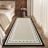 Alfombra de dormitorio color crema estilo francés, lujosa y elegante, adecuada para uso doméstico, dormitorio, mesita de noche y área de ventanal, resistente a las manchas