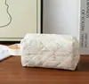 Bolsa de Cosméticos de Mano Floral Aguamarina Estilo Coreano Corazón de Niña Gatito Bolsa de Almacenamiento Bolso de Muñeca Acolchado