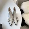 Outono/Inverno 2026 Bico Fino Couro Fivela Salto Bloco Botas Curtas Femininas Estilo Coreano Salto Alto Zíper Traseiro Couro Macio Botas Curtas Tendência