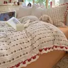 2026 Nuevo Juego de Cuatro Piezas de Algodón Waffle Suave y Amigable con la Piel con Bordado de Encaje de Rosa Jacquard, Fresco y Elegante Juego de Cama