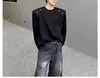 Ombreira com Rebite de Metal Hoodie Streetwear Cool Masculino Primavera/Outono Gola Redonda Camiseta 2026 Novo Casual Solto Manga Longa