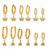 Joias Europeias e Americanas Omaca Brincos em Aço Inoxidável com Formato de Coroa em U Incrustados com Zircônia Banhados a Ouro Real 18K Brincos da Moda Que Não Desbotam