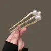 Ferramenta de Penteado 2025 Nova Presilha de Cabelo em Forma de U com Pérolas para Mulheres, Presilha para Prender Coque, Acessório de Cabelo de Luxo