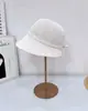 26 Años de Nuevos Estilos: Gorro de Pescador Tejido con Correa Fina para Primavera y Verano, Adelgazante, Minimalista, Estilo Relajado, Casual de Vacaciones, Transpirable, No Sofocante