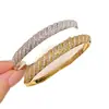 Pulsera de estilo transfronterizo europeo y americano con cierre retorcido de circonita, diseño simple y versátil, sensación de lujo ligero y alta gama, joyería para mujer