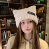Bonito gorro de orejera versátil para mujer, cálido y sencillo, gorro pequeño a prueba de frío, hace que la cara se vea más pequeña, adecuado para otoño e invierno