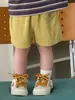 Conjunto de Verano de Manga Corta para Bebé Niño Estilo Coreano, Conjunto de Dos Piezas con Camiseta a Rayas de Bloques de Color para Niño de 1 Año, Pantalones Cortos Frescos para Niños, Estilo Delgado