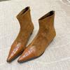 Botas Curtas Femininas com Design Retrô de Bico Fino, Novo Estilo de Moda Outono e Inverno 2026, Salto Gatinho com Forro de Lã, Botas Slim Elásticas, Tendência