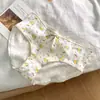 Pantaletas de algodón puro para mujer con refuerzo de algodón, estilo estudiantil, moño, estampado floral pequeño, sexys calzones triangulares blancos de cintura media transpirables