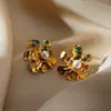 Brincos Elegantes da Moda Retro Francesa Exquisitos com Zircônia Microincrustada Flor de Pérola Imitação Cor Ouro 18K Aço Titânio Sem Cor para Mulheres