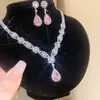 Conjunto de Duas Peças de Colares de Zircônia em Formato de Gota e Flor de Luxo Acessível Retrô, Colares da Moda Europeia e Americana de Design de Nicho de Alta Qualidade para Mulheres