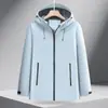 Novas Jaquetas Finas Masculinas e Femininas para Uso Externo com Logos Estampados para Montanhismo