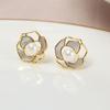 Aretes de Camelia de Nácar y Perla de Plata S925 Aretes de Oro Empaquetado 14K Accesorios DIY de Cáscara Vacía Mujeres Elegantes