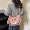 Bolso de Hombro Floral para Mujer, Bolso Cruzado, Nuevo Estilo Otoño 2025, Gran Capacidad para Debajo del Brazo, Estilo Coreano, Nicho, Bolso de Mano para Viajes