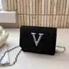 Otoño 2026 Nuevo Bolso Cruzado de Moda Estilo Coreano Diseño de Nicho Bolso de Hombro Único Bolso para Mujer Casual Chic Bolso Cuadrado Pequeño