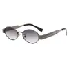 Gafas de sol anti-UV de marco pequeño de lujo ligero europeo y americano, artículo de moda de celebridad de internet con diseño texturizado de estampado completo, modelo C69375