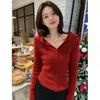 Suéter de punto color borgoña con cuello en V y botones para mujer, prenda interior ajustada para primavera y otoño, suéter base estilo Puro Deseo