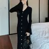 Vestido Interior de Punto Ajustado Estilo Francés para Mujer, Nuevo Estilo Otoño e Invierno, Capa Base Suave y Elegante Vestido Largo de Punto Bodycon