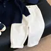 Roupas Infantis Coreanas 2026 Outono Novidades Crianças Dopamina Azul Marinho Suéter Fofo com Capuz Malha Calça de Perna Reta