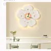 Reloj de Pared Estilo Crema Venta al por Mayor de Fábrica Celebridad de Internet Restaurante de Huéspedes Reloj de Pared Colgante de Pared para Dormitorio Porcelana de Cristal de Gama Alta Reloj Creativo Silencioso