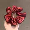 Scrunchie de Cetim Retrô Estilo Francês com Toque de Luxo, Scrunchie Liso, Temperamento de Luxo Leve, Novo Elástico e Durável para Cabelo