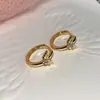 Pendientes Retro de Snitch Incrustados con Circonitas Diseño de Nicho Pendientes Versátiles Oro y Plata Pendientes de Alas Pequeñas Anillos para Hélice Auricular