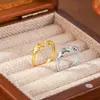Europa y Estados Unidos transfronterizo anillo de amor para personas mayores galvanizado tridimensional en vivo simple Joker aleación anillo de pareja venta al por mayor