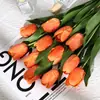 Flor Artificial Tacto Tulipa Hidratante Estilo Ins Sala de Estar Decoración Fotografía Hogar Flor Falsa Venta al por mayor Transfronteriza