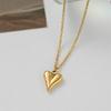 Colar de corrente de pingente de amor de aço inoxidável brilhante feminino retrô pontiagudo pingente de amor nicho ins estilo frio simples