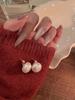 Pendientes de perla de dos colores para mujer, nuevos pendientes de otoño e invierno de alta calidad, populares en rojo, sin clip, para mujer 2023