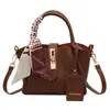 Bolso de Mano para Mujer de Lujo Ligero, Nuevo Bolso Cruzado, Versátil Canasta de Verduras, Bolso de Hombro de Gama Alta, Bolso Cubo