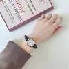Reloj de Moda Retro Estilo Nuevo para Mujer Estudiantes Estilo Coreano Resistente al Agua Vida Cotidiana Correa de Cuero Reloj de Cuarzo de Gama Alta
