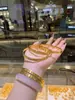 Pulseira de Ouro 18K Au750 Anel Liso Não Moldado Método Antigo Simples Pulseira Fundo de Lóach Gelo Triturado Estilo Quente Feminino Atacado