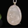 Atacado de fábrica pingente de lótus de jade raiz de lótus rosa abraçando Buda pingente de Buda sorridente Maitreya escultura tridimensional dupla face de jade azul e branco