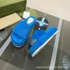Pantuflas de Marca g de Gama Alta de Colores Caramelo con Letras y Suelas Gruesas, que Aumentan la Altura, Nuevo Modelo 2026, Estilo Informal Versátil de Moda, Suministro Directo de Fábrica