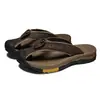 Sandálias Chinelo com Biqueira Coberta de Couro Bovino de Camada Superior Transfronteiriças Masculinas Diárias para Uso Externo Antiderrapantes Resistentes ao Desgaste Tendência 7223 Tamanho Grande Sapatos de Praia