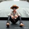 Adornos para Coche Luffy Sombrero de Paja Luffy Postura Sentada Pastel Hecho a Mano One Piece Luffy Accesorios para Coche Adornos
