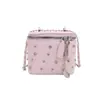 Bolsa Mini Acolchada Bordada Estilo Coreano de Comercio Exterior para Mujer 2026 Nuevo PU Versátil Moda Cadena de Remaches Cruzada Pequeña Cuadrada