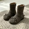 Botines Elegantes Retro para Niñas Otoño Invierno Nuevos Botas de Suela Suave para Niños con Lazo Punta Dividida Falsa Botas Chelsea Estilo Coreano Botas de Algodón