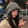 Gorro de estilo otoño e invierno para mujer con circunferencia de cabeza grande, hace que la cara se vea más pequeña, estilo coreano, moda versátil, gorro de lana, holgado, cálido, gorro de punto