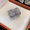 Modernos y Minimalistas Brazaletes para Oreja Retorcidos de Piedra Ojo de Tigre para Mujer, Pendientes Versátiles Vintage, Accesorios para Orejas de Otoño e Invierno con un Toque de Lujo Ligero y de Alta Gama
