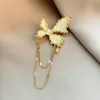 Broche Cadena Decoración Borla Mariposa Dorada con un Diseño de Alta Gama, Accesorio Pin de Solapa para Traje Suéter para Mujer de Nicho