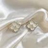Brincos de Zircônia Colorida de Trevo de Quatro Folhas Dopamina para Mulheres, Tarraxas de Designer de Nicho, Joias de Orelha Elegantes de Luxo Leve de Alta Qualidade