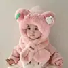 Conjunto de Chapéu e Cachecol de Inverno Infantil, Chapéu Peça Única, Conjunto de Duas Peças de Veludo e Espessado com Desenho Animado, Chapéu Fofo e Super Fofo para Proteção das Orelhas para Meninos e Meninas