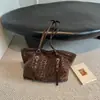 Bolsa tote retrô de grande capacidade, bolsa de mão feminina, nova coleção outono 2026, estilo moderno para o dia a dia, bolsa de ombro em camurça