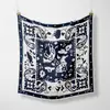 Pañuelo Cuadrado Pequeño Decorativo Profesional de Seda Sarga Versátil Estilo Francés con Nuevo Patrón de Animales para Mujer 53cm Pañuelo de Cuello