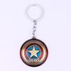 Vengadores de Cine y Televisión Europeos y Americanos Alrededor del Escudo del Capitán América Martillo de Trueno Arma de Thanos Collar Llavero