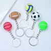 Chaveiro de Borracha Macia Simulação Tridimensional Criativa Bola de Futebol Basquete Rugby Tênis Pingente de Mochila Presente de Abertura