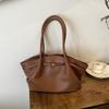 Comércio exterior de alto valor, nova bolsa de ombro plissada feminina 2025, bolsa feminina de nicho, design francês, bolsa de axila, moderna